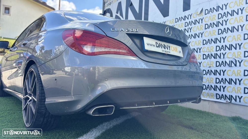 Mercedes-Benz CLA 200 d Shooting Brake - 15