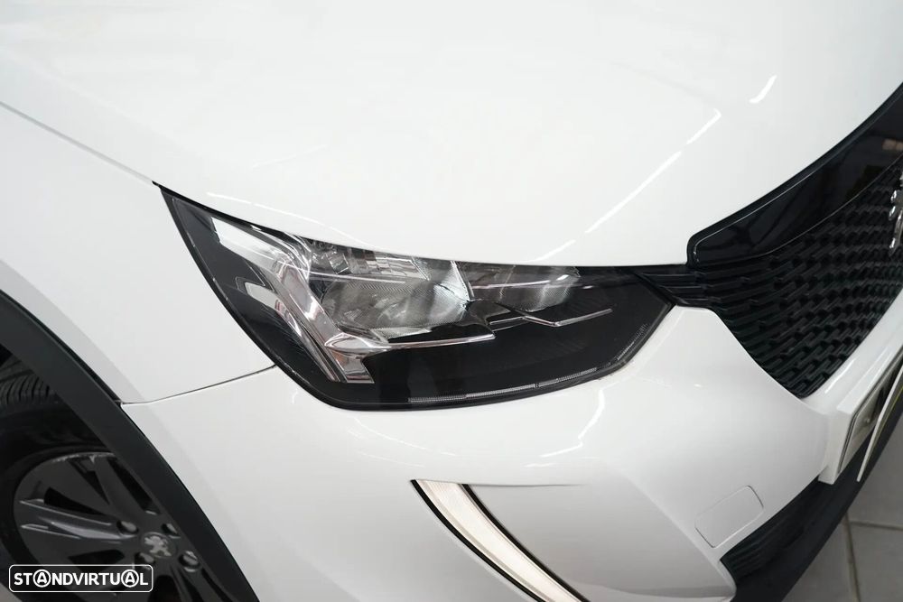 Peugeot 2008 1.2 PureTech Active Pack EAT8 - 9