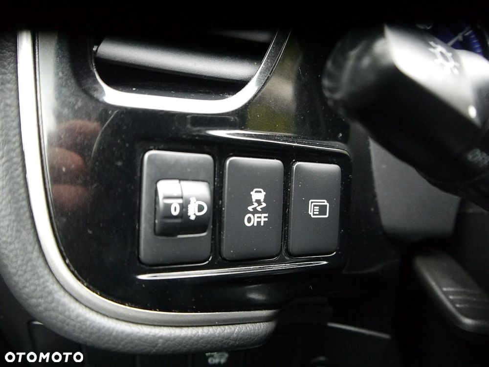 Mitsubishi Outlander - 37