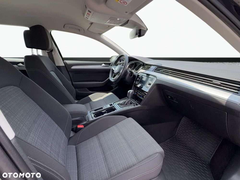 Volkswagen Passat 2.0 TDI EVO Business DSG - 10