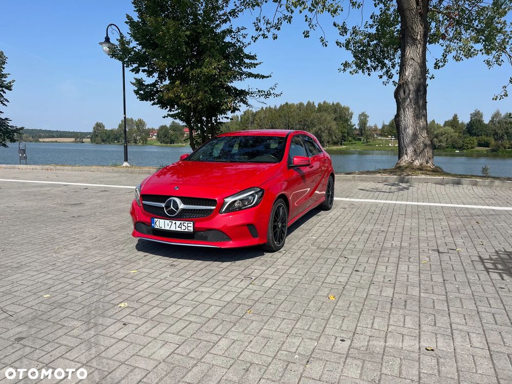 Mercedes-Benz Klasa A 220 4Matic 7G-DCT - 2