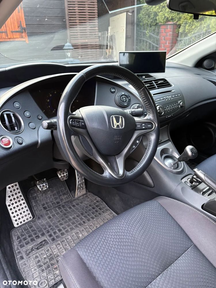Honda Civic 1.8 Sport - 21