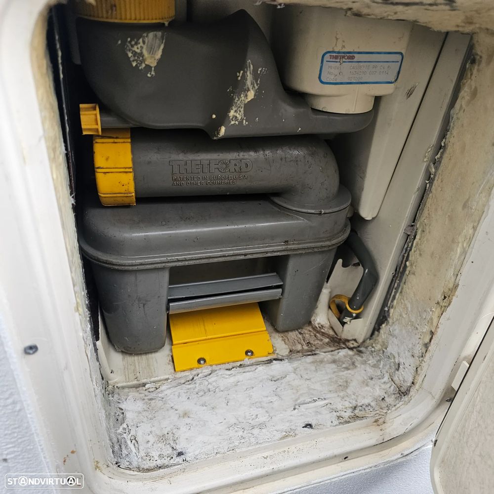 Renault Master Autocaravana - 39