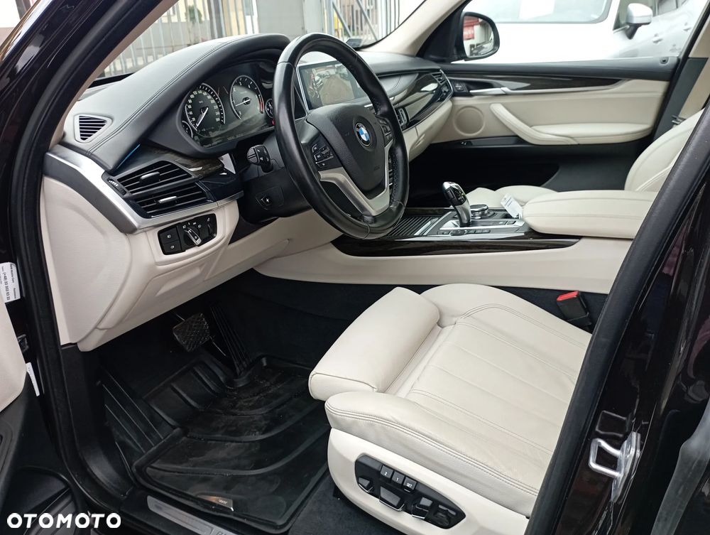 BMW X5 xDrive30d - 7