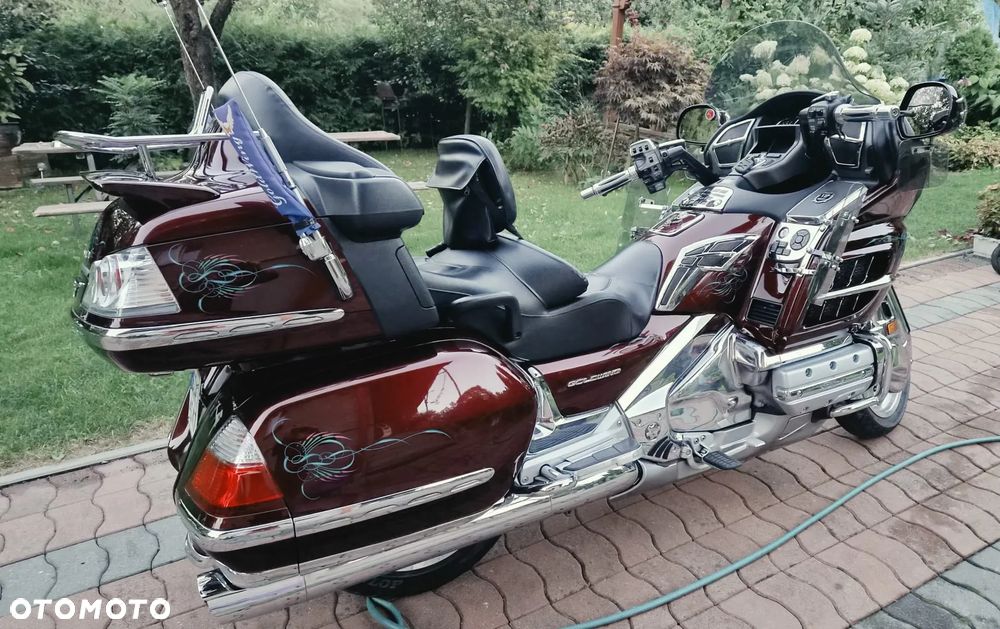 Honda GL - 5