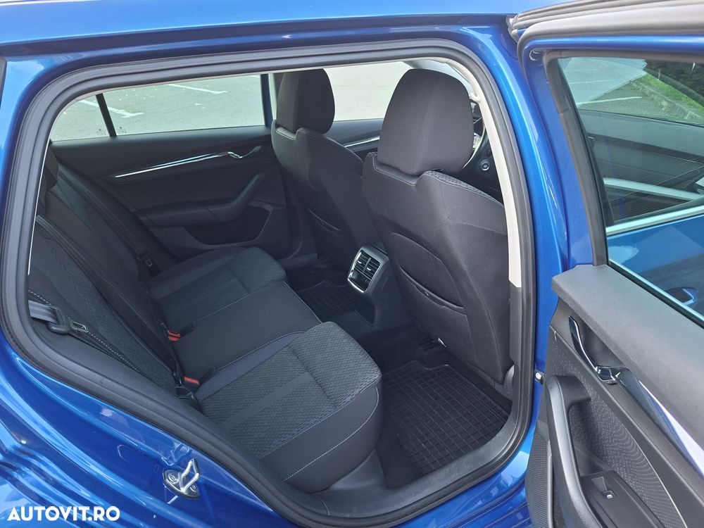 Skoda Octavia 2.0 TDI DSG Edition - 11