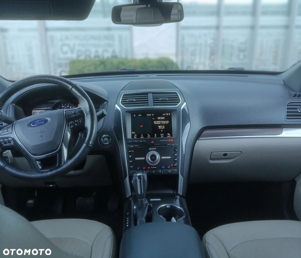Ford Explorer - 6