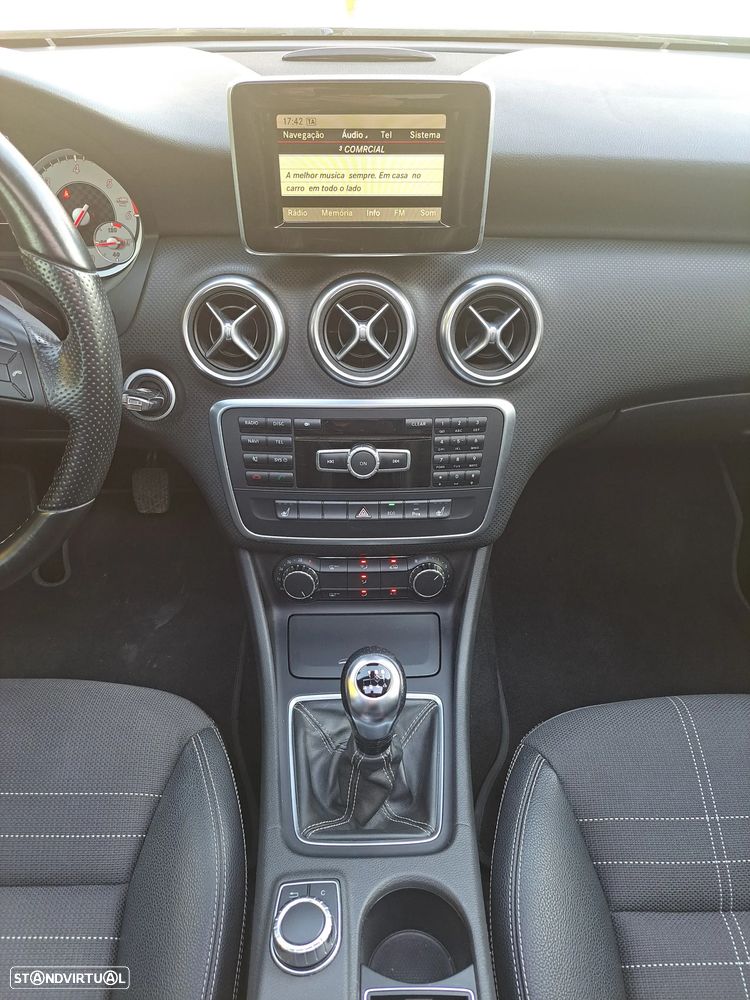 Mercedes-Benz A 180 CDI (BlueEFFICIENCY) Urban - 21