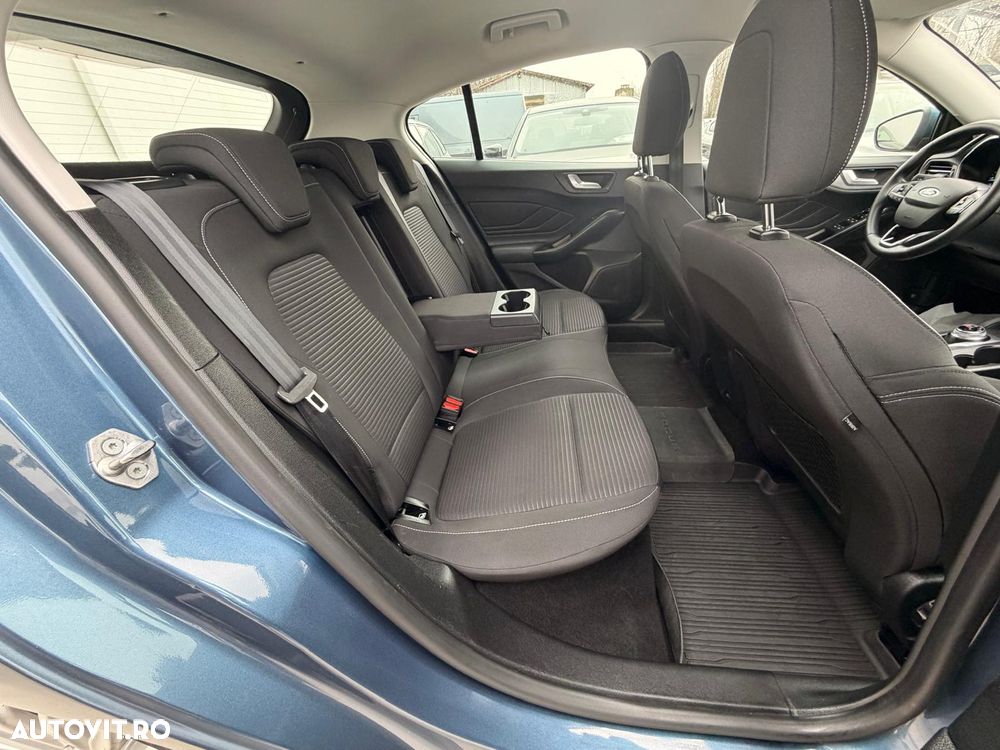 Ford Focus 2.0 EcoBlue Titanium - 10