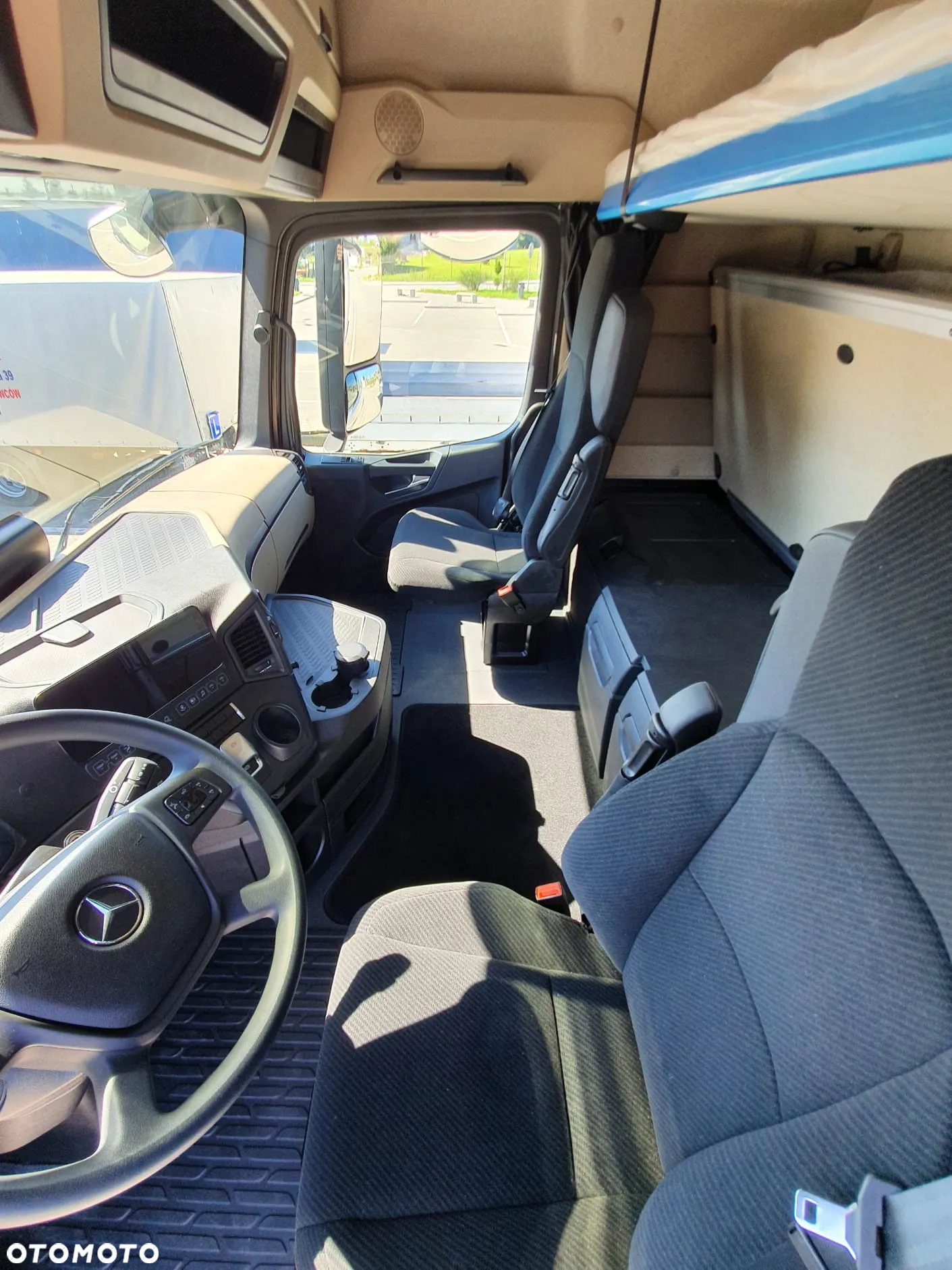 Mercedes-Benz ACTROS L - 9