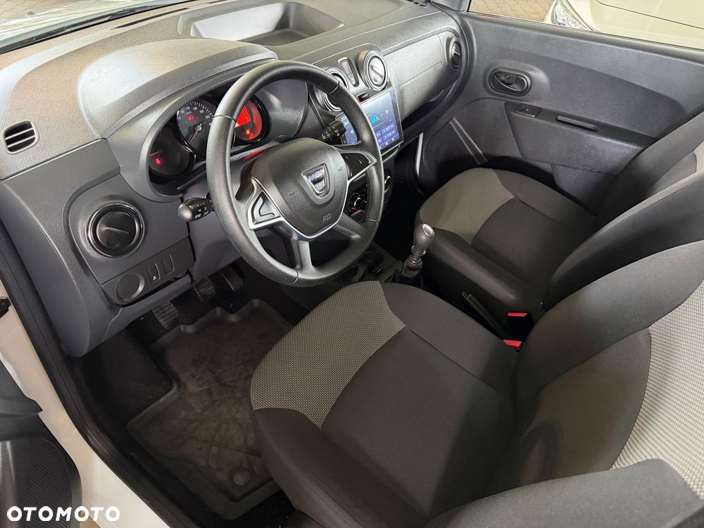 Dacia Lodgy 1.3 TCe Laureate S&S - 31