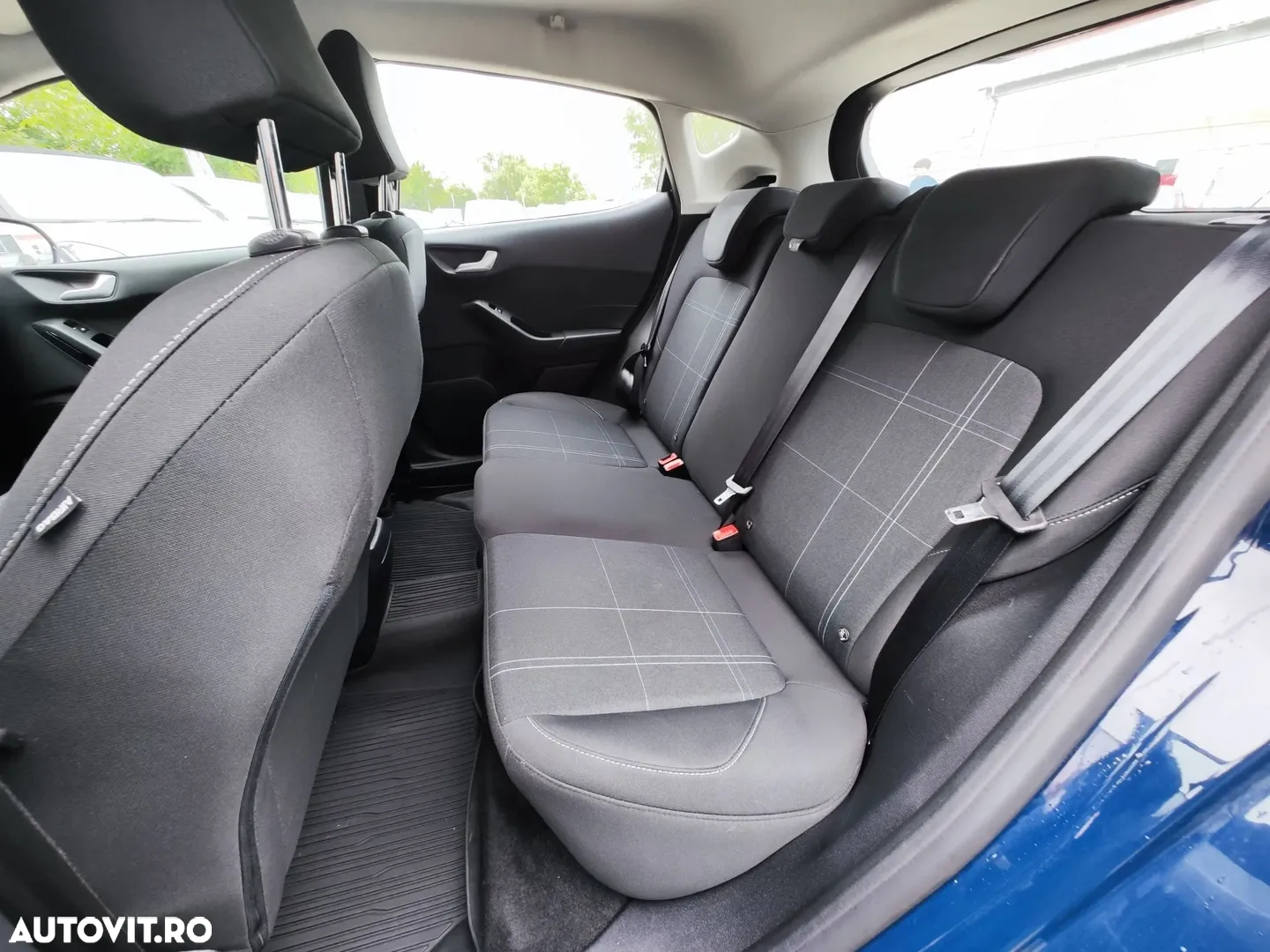 Ford Fiesta - 17