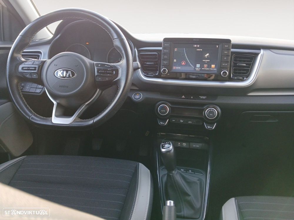 Kia Stonic 1.6 CRDi Drive - 10