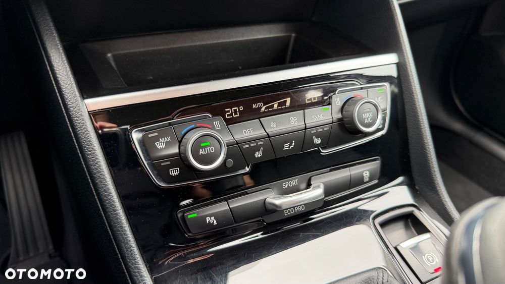BMW Seria 2 218i GT Advantage - 24