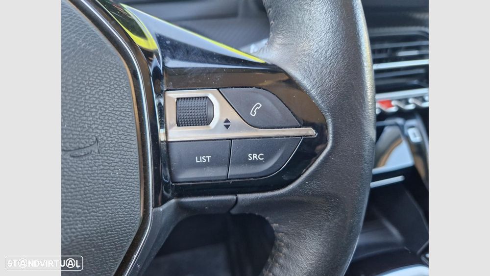 Peugeot 2008 1.2 PureTech Allure - 13