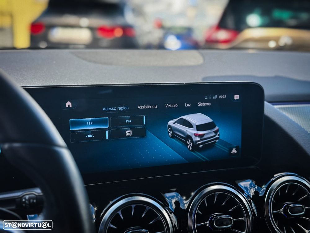 Mercedes-Benz GLA 250 - 23