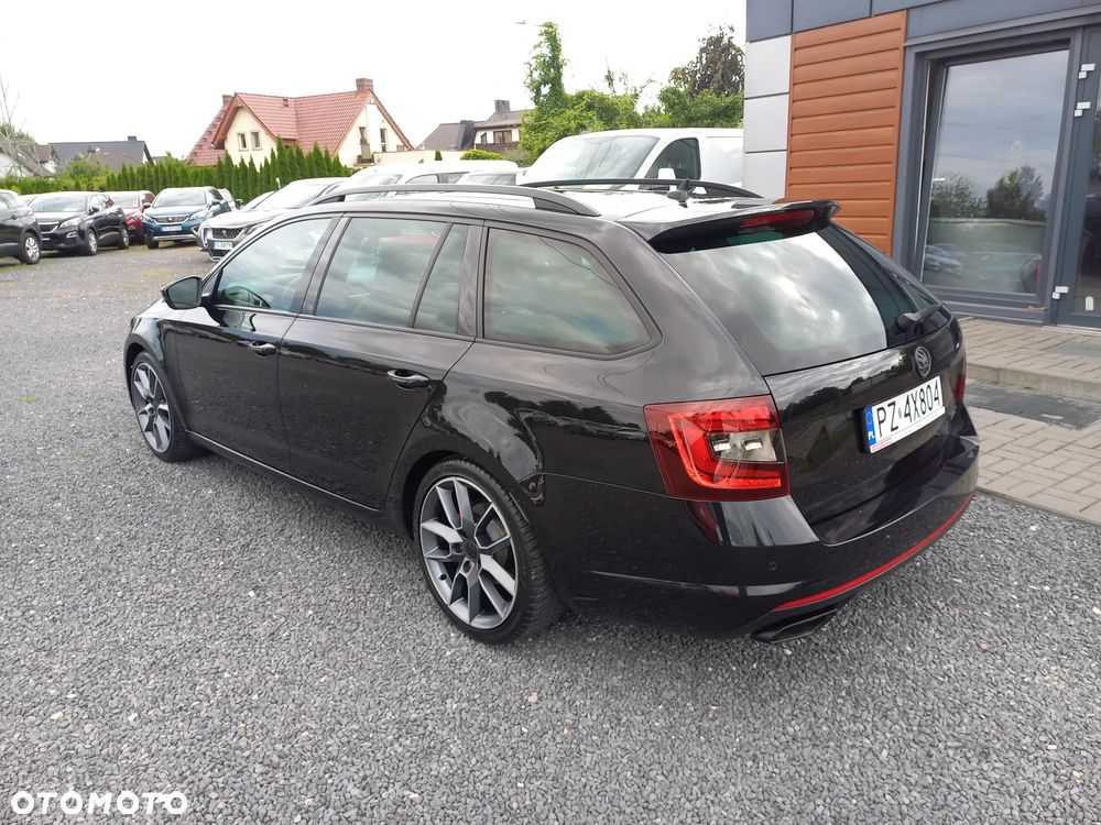 Skoda Octavia 2.0 TDI SCR RS DSG - 5
