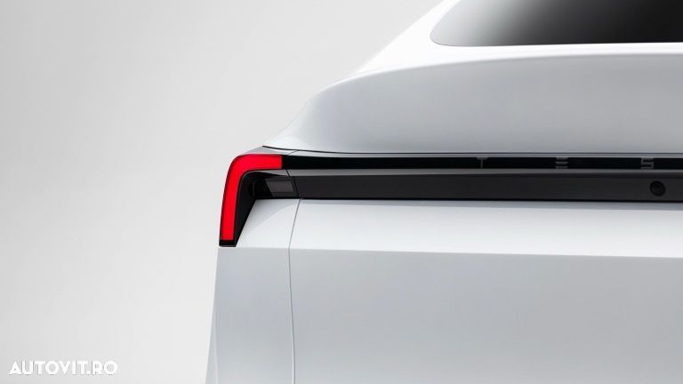 Tesla Model Y RWD Standard - 9