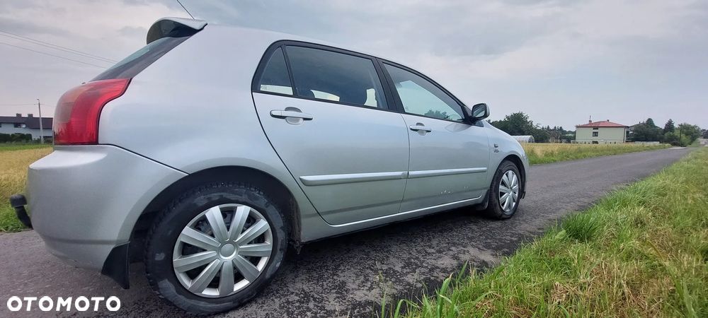 Toyota Corolla 2.0 D-4D - 4