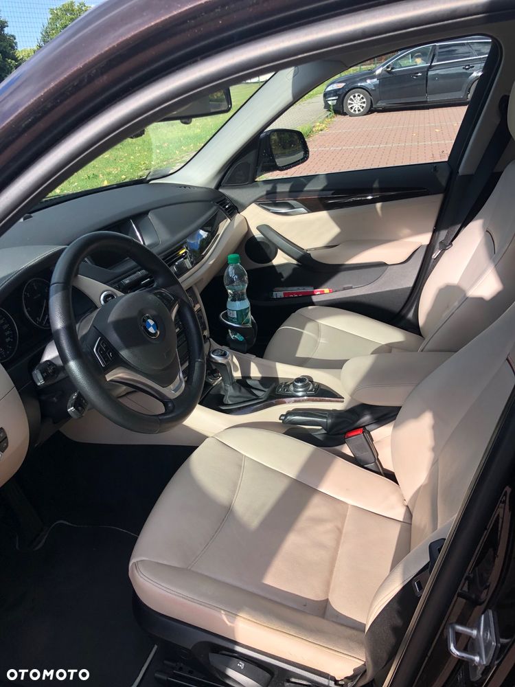 BMW X1 xDrive20d - 10
