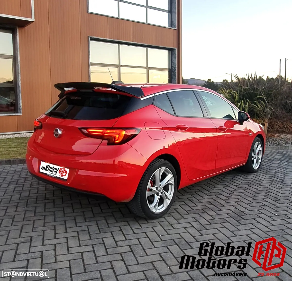 Opel Astra 1.4 T Dynamic Sport S/S - 2