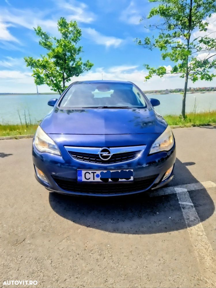 Opel Astra - 2