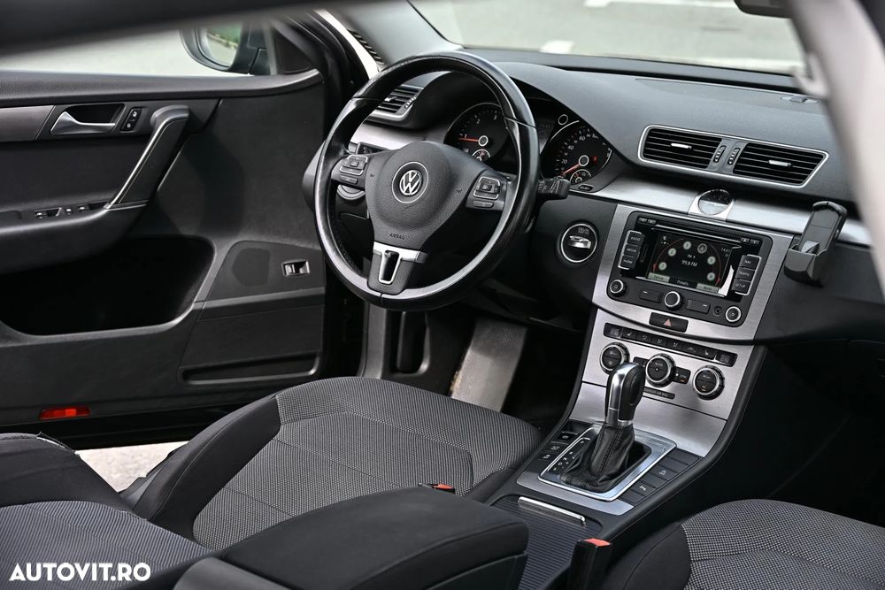 Volkswagen Passat Variant 2.0 TDI DSG BlueMotion Technology Comfortline - 3