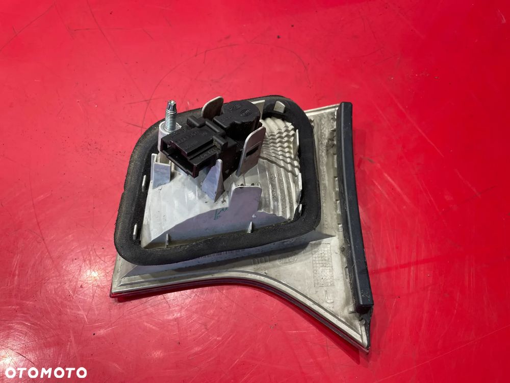 LAMPA LEWY TYŁ AUDI A4 B7 965038-01 Sedan/Limuzyna 04-08 - 4