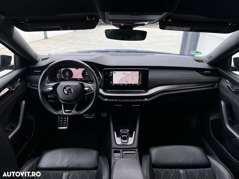 Skoda Octavia 2.0 TDI DSG RS Plus - 7