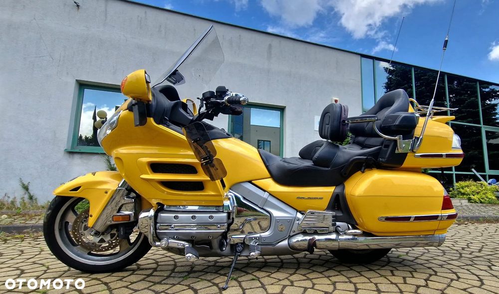 Honda GL - 10