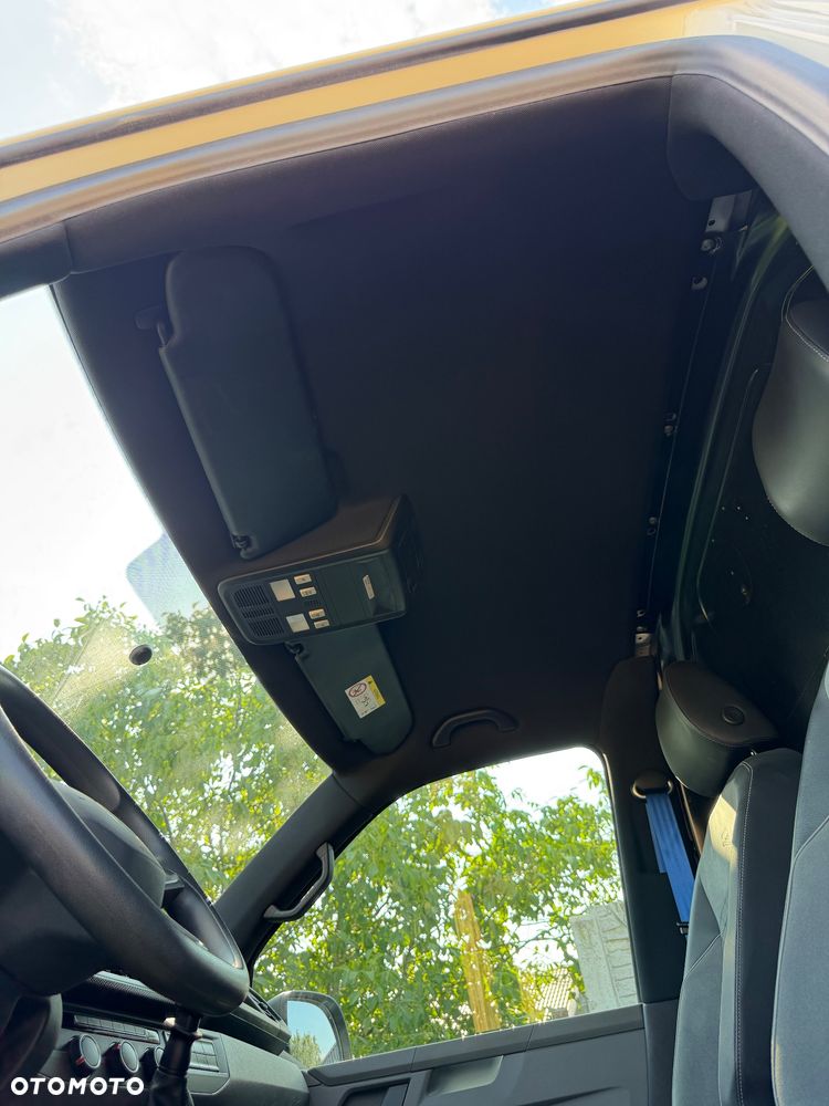 Volkswagen Transporter - 27