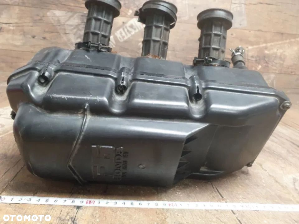 Airbox obudowa filtra króciec Honda GL1500 CF Valkyrie Interstate - 7