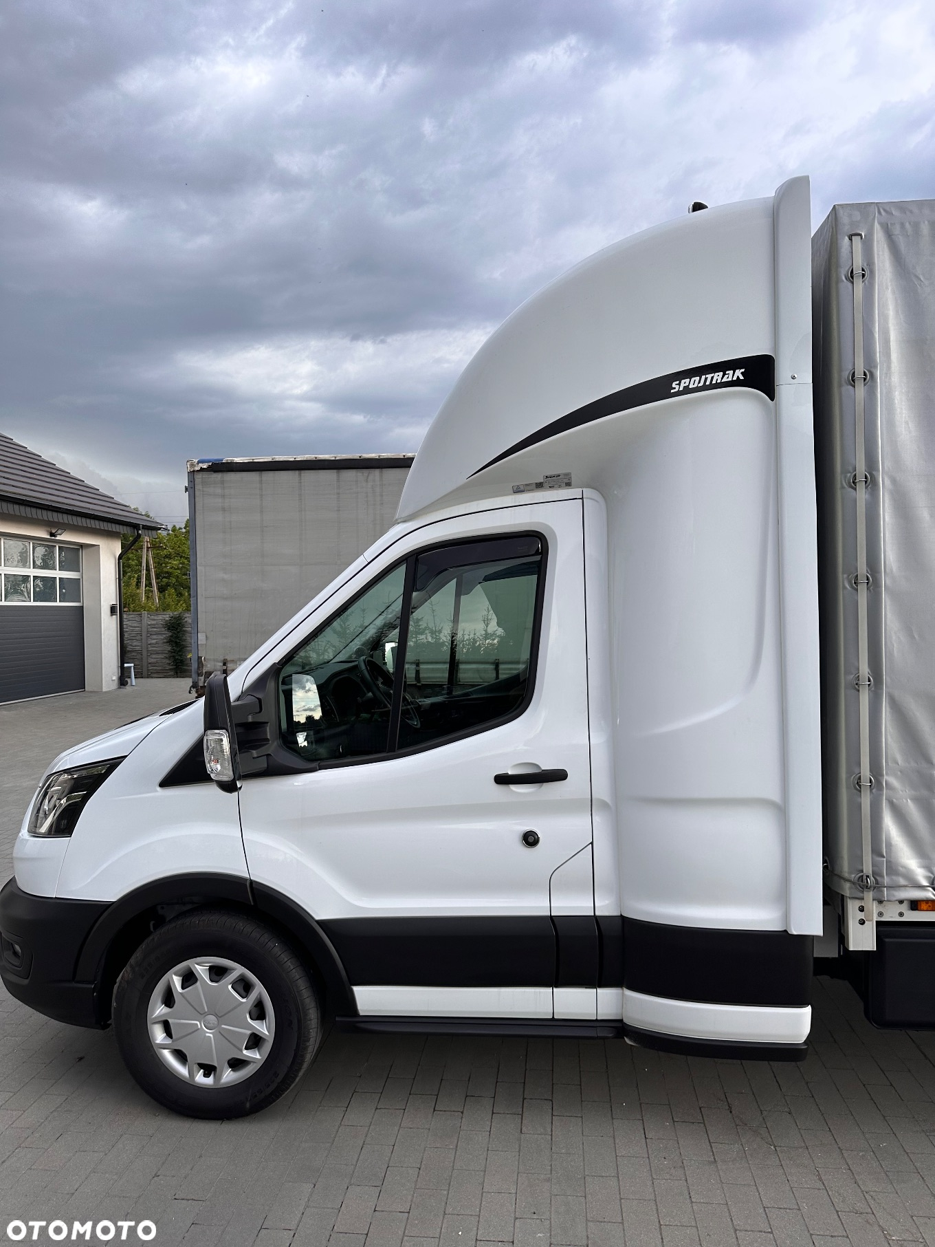 Ford Transit - 10