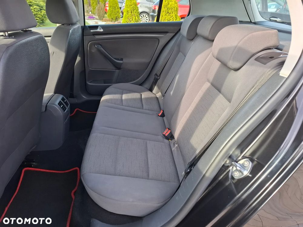 Volkswagen Golf 1.6 Sportline - 36