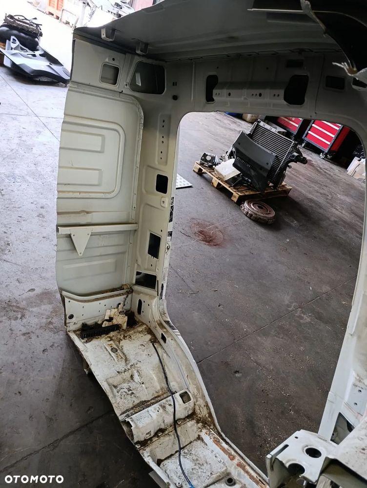 Ćwiartka kabiny Lewa Mercedes Atego III EURO 6 - 5