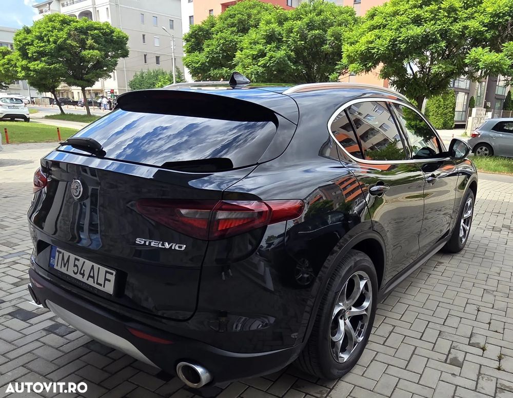 Alfa Romeo Stelvio 2.0 Turbo AWD AT8 First Edition - 10