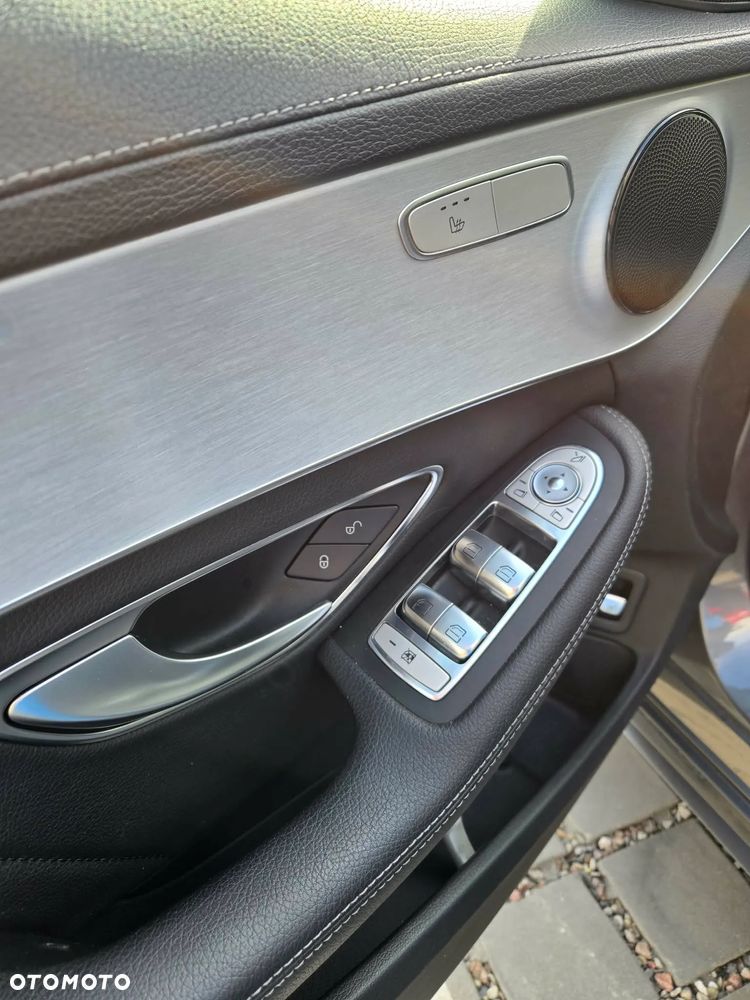 Mercedes-Benz Klasa C 200 4-Matic 7G-TRONIC - 22