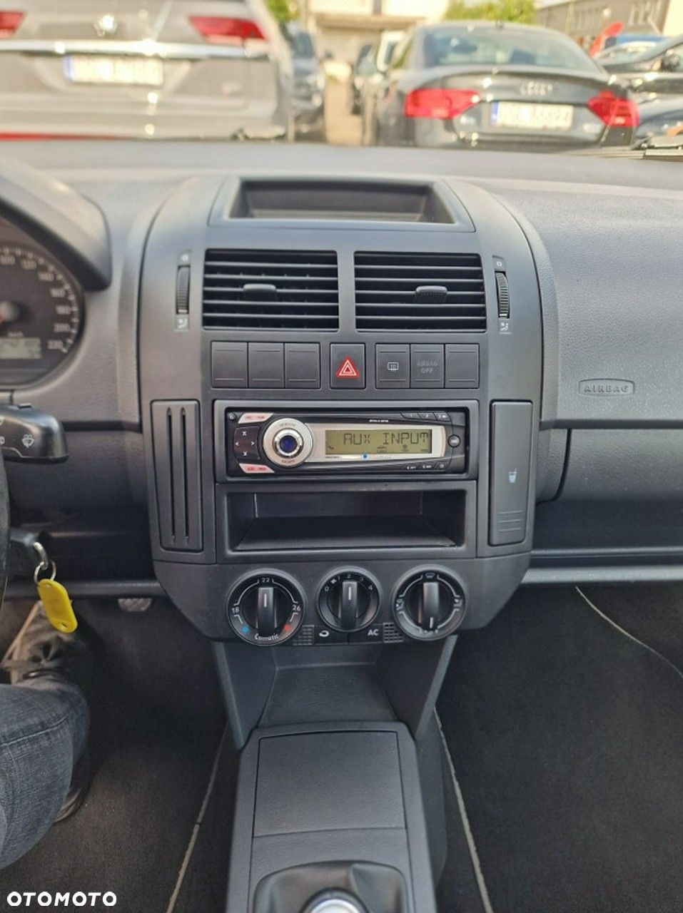 Volkswagen Polo 1.4 TDI Comfortline - 12