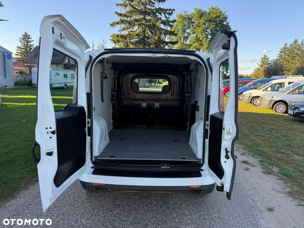 Fiat Doblo - 22