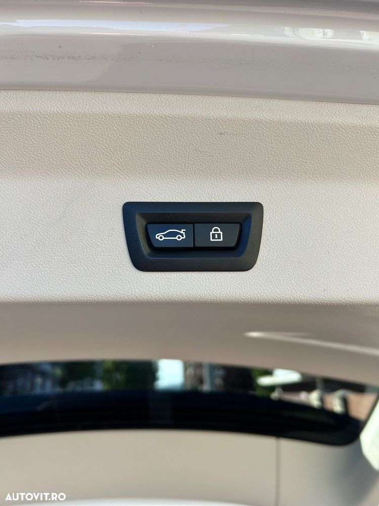 BMW X3 xDrive20d AT Advantage - 20