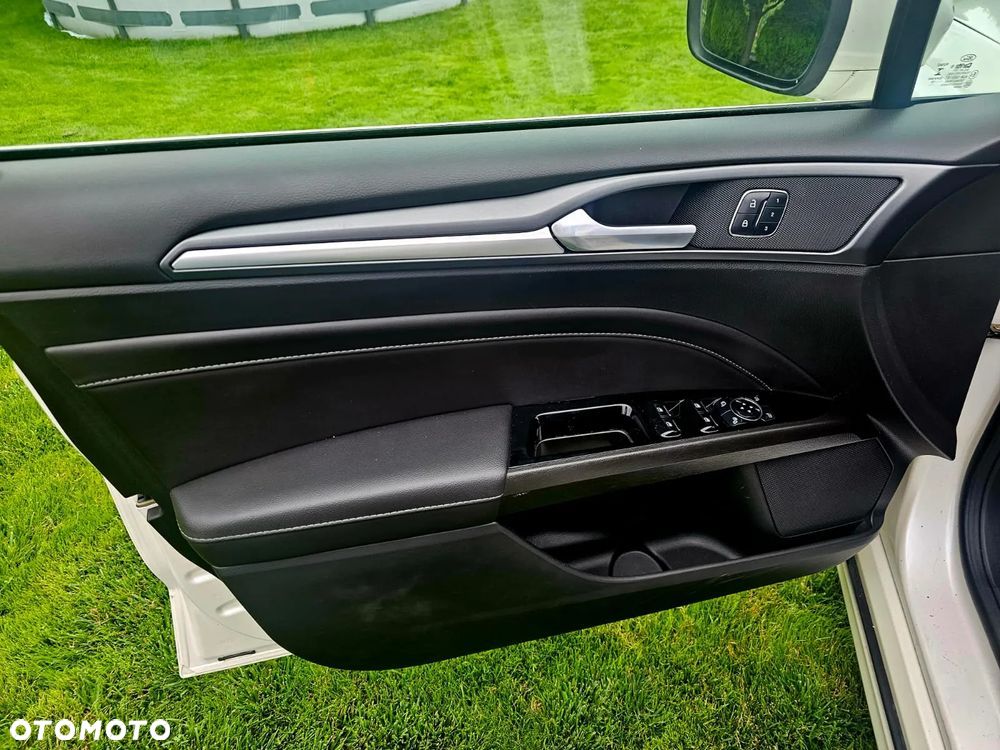 Ford Mondeo 2.0 TDCi Bi-Turbo ST-Line PowerShift - 2