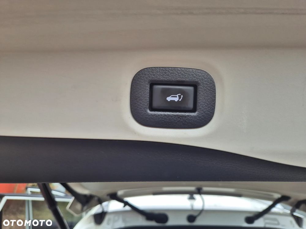 Nissan X-Trail 1.6 DCi Tekna 4WD EU6 - 12