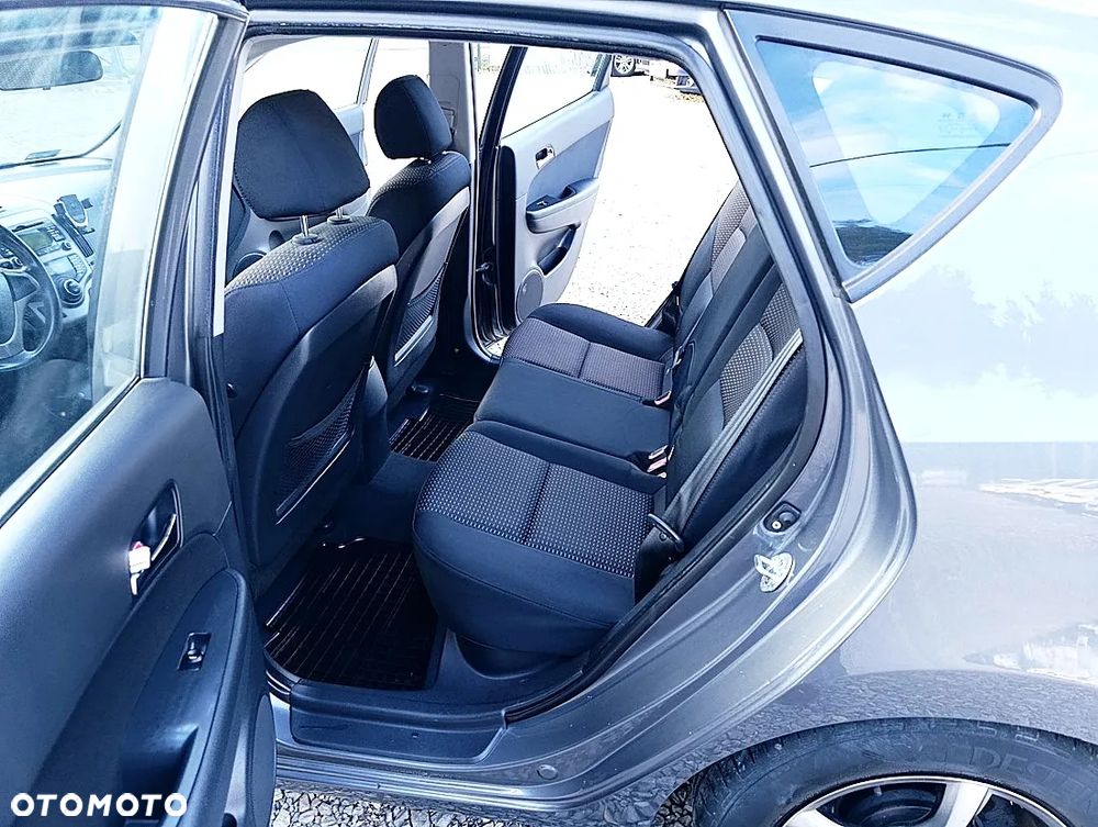 Hyundai i30 1.4 Classic + - 13