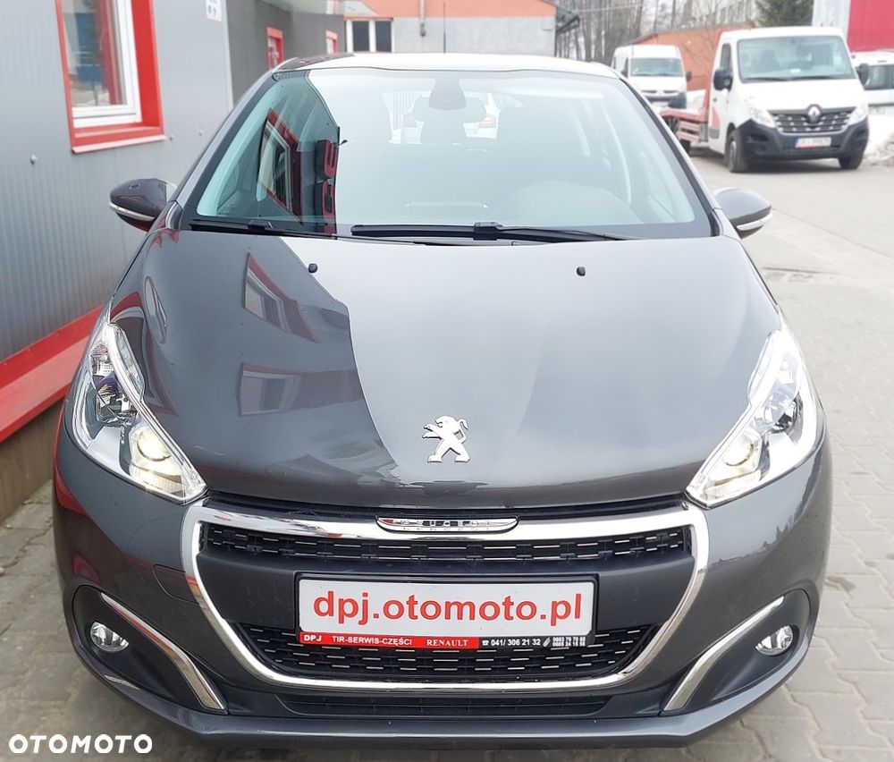 Peugeot 208 - 5
