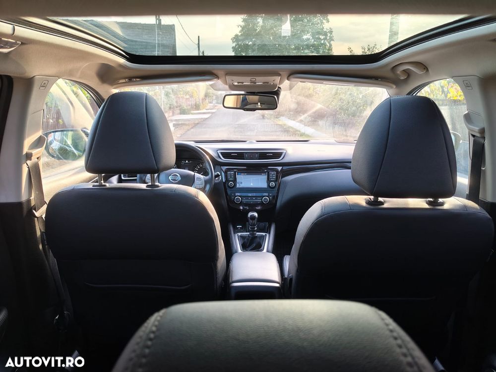 Nissan Qashqai 1.5 DCI Start/Stop Tekna - 8
