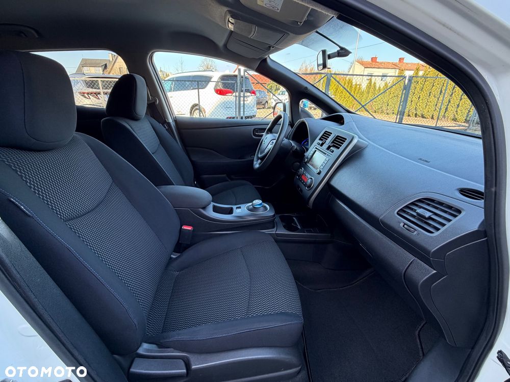 Nissan Leaf 30kWh Visia - 11