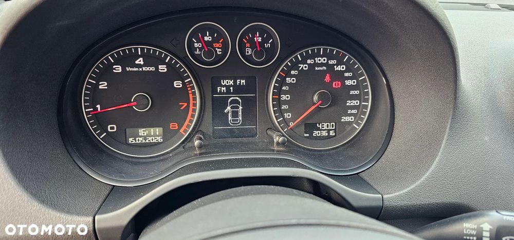Audi A3 Sportback 1.6 Attraction - 11