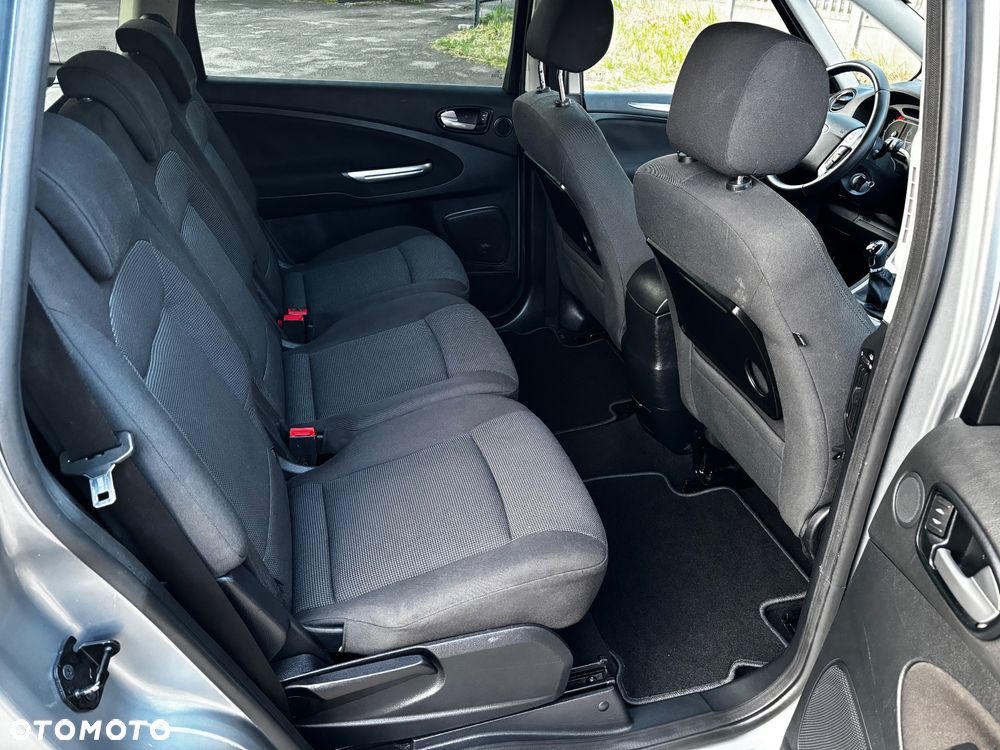 Ford S-Max 2.0 Titanium - 21