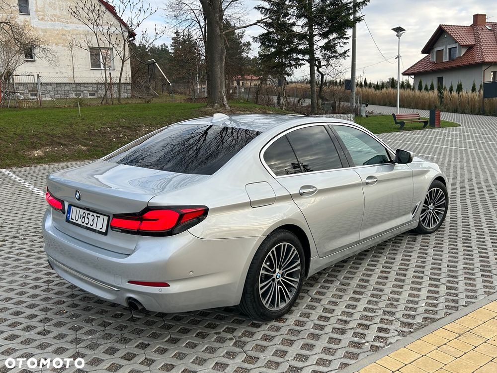BMW Seria 5 530i xDrive GPF Sport Line sport - 8
