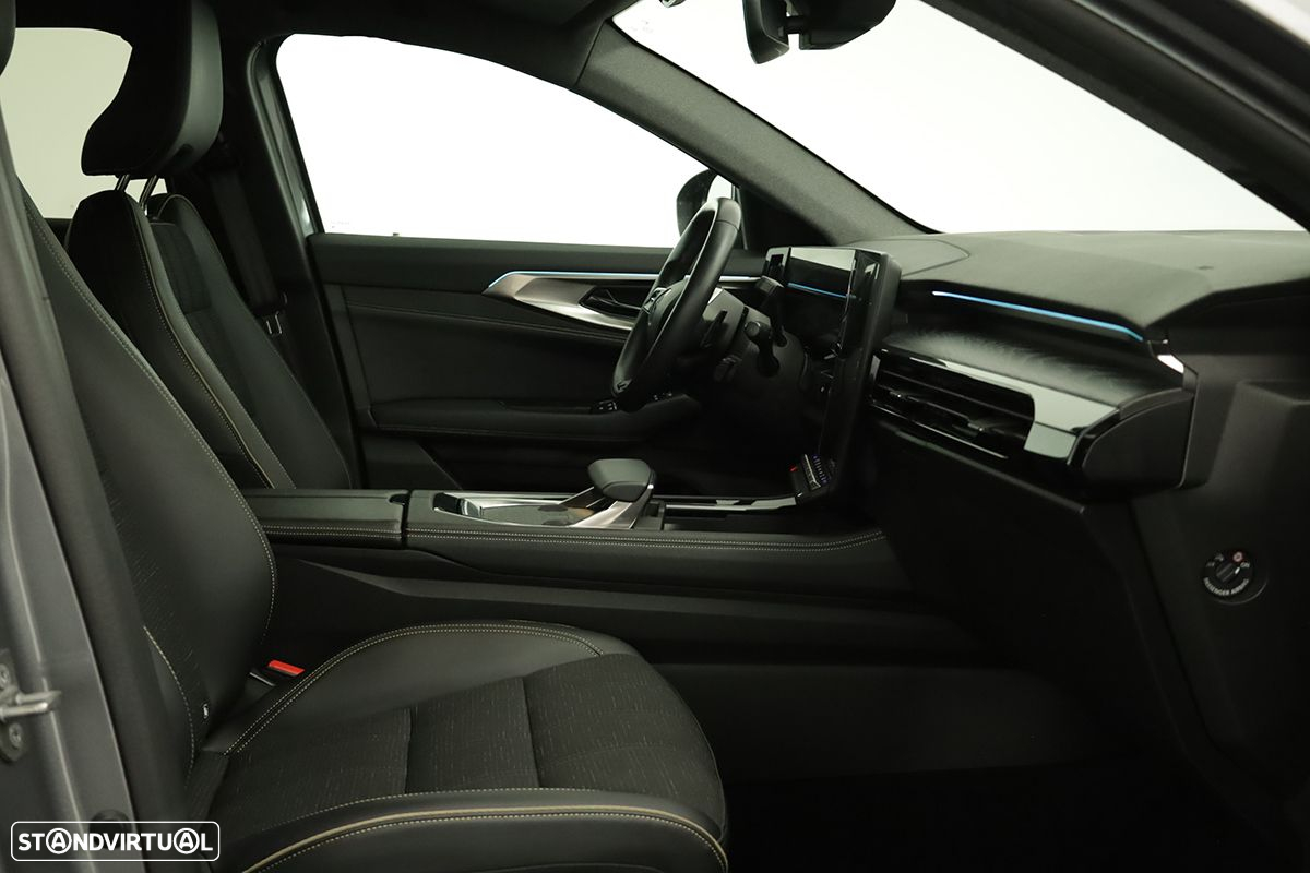Renault Austral 1.3 Mild Hybrid Iconic Auto - 24
